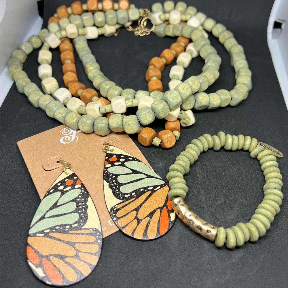 Plunder Design August Posse Collection